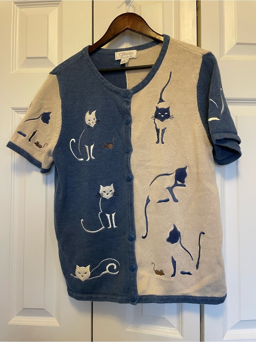 CJ Banks Blue & Cream Cat and Mouse Motif Short Sleeve Knit Cardigan